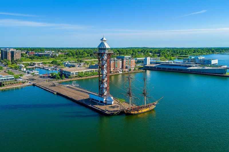 Local Commercial Epoxy Floor Service in Erie, PA