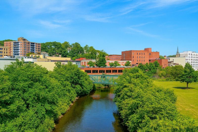 Local Commercial Epoxy Floor Service in Fitchburg, MA