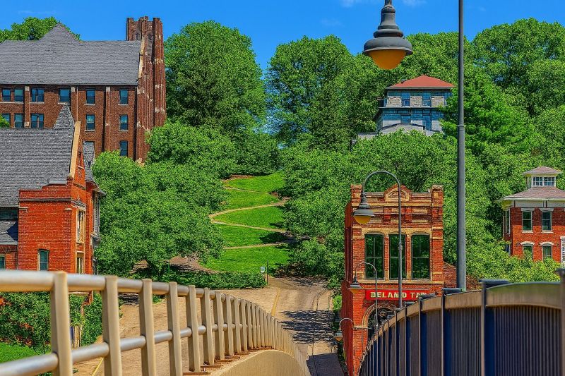 Local Garage Concrete Coating in Burlington, IA