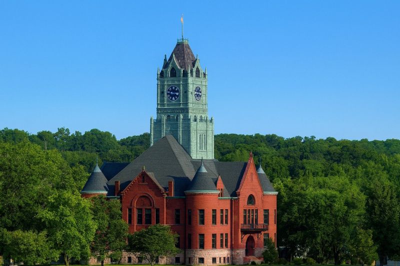 Local Garage Floor Resurfacing in Clinton, IA
