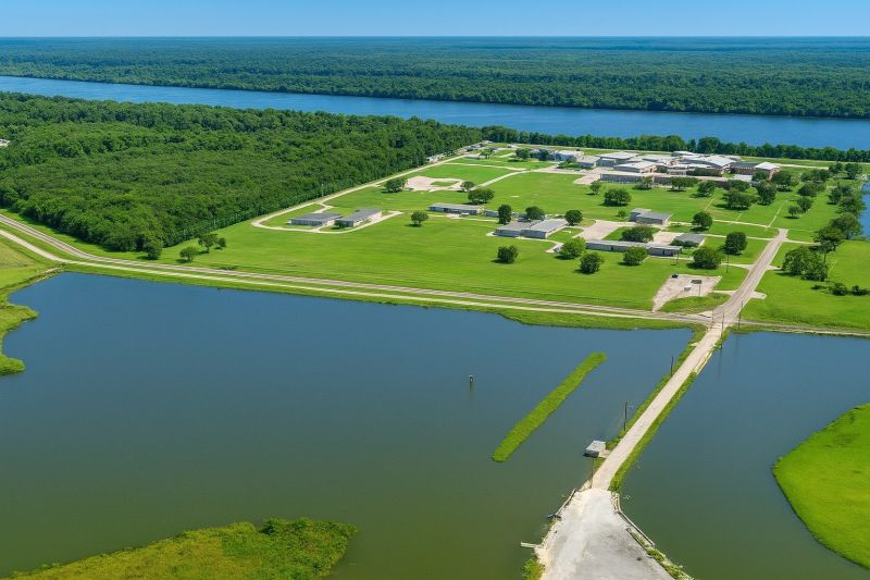 Local Metallic Epoxy Service in Sulphur, LA