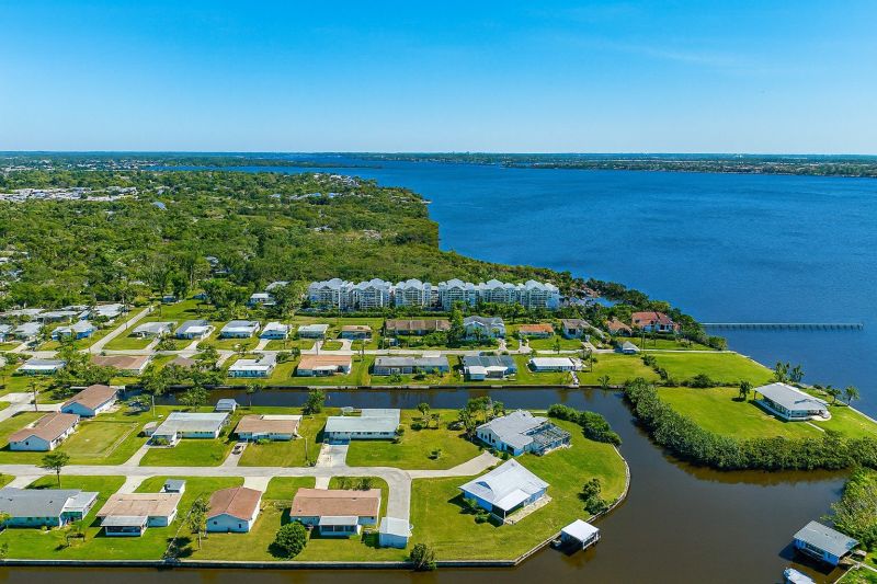 Local Metallic Epoxy Service in Ellenton, FL