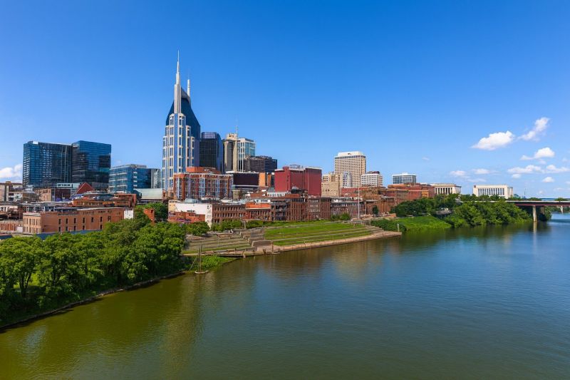 Local Retail Floor Painting in La Vergne, TN